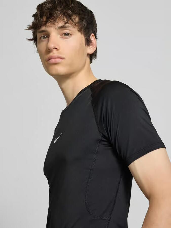 Nike Pro Dri-FIT strakke fitnesstop met korte mouwen voor heren Zwart - Foto 8