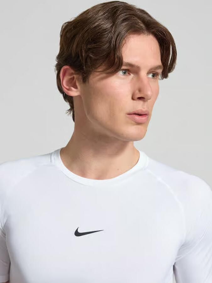 Nike Pro Dri-FIT strakke fitnesstop met korte mouwen voor heren Wit - Foto 5