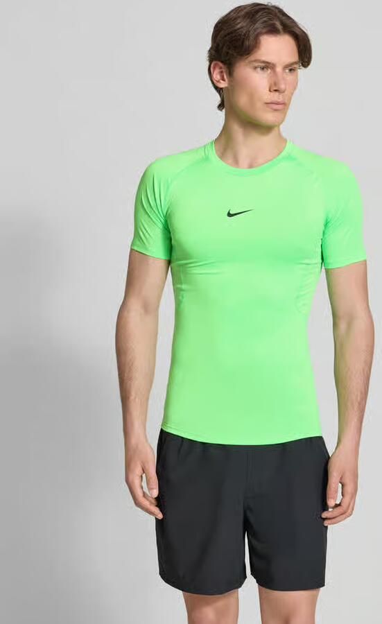 Nike Training T-shirt met logoprint en ronde hals - Foto 2