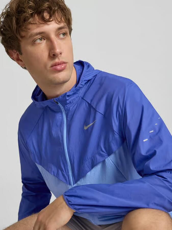 Nike Training trainingsjack met logoprint en capuchon