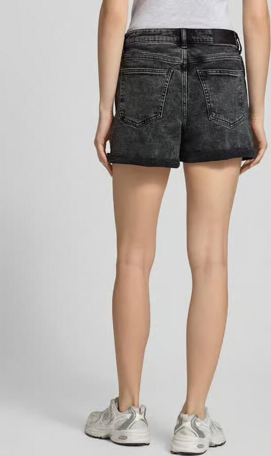 Noisy May Regular fit korte jeans in 5-pocketmodel model 'MONI'