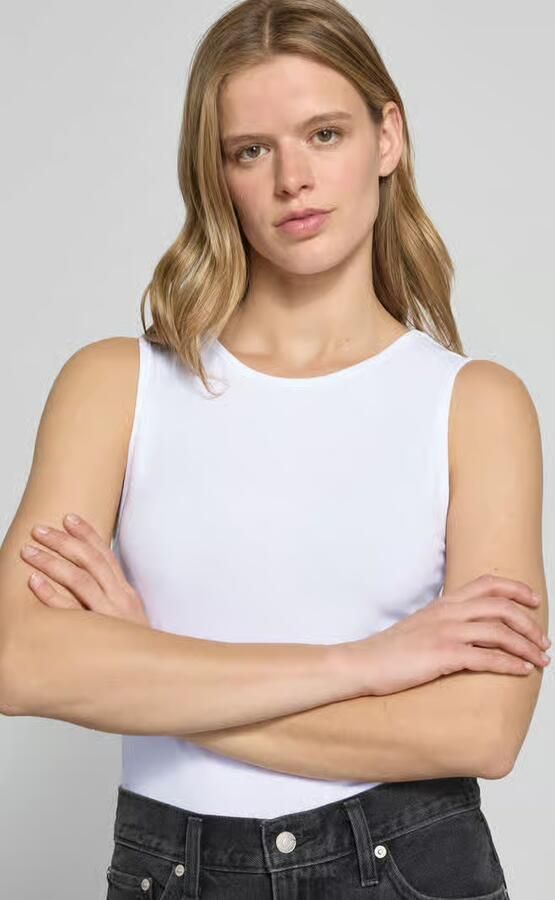 NOISY MAY Top met ronde hals model 'MOLLY'
