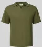 Officine Générale Poloshirt met V-hals