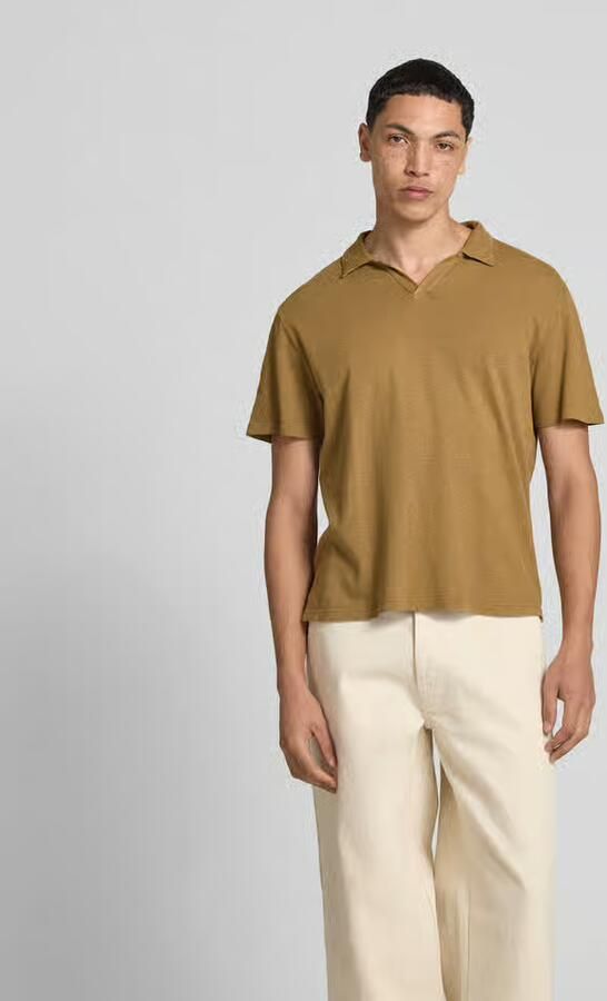 Officine Générale Poloshirt met V-hals - Foto 2