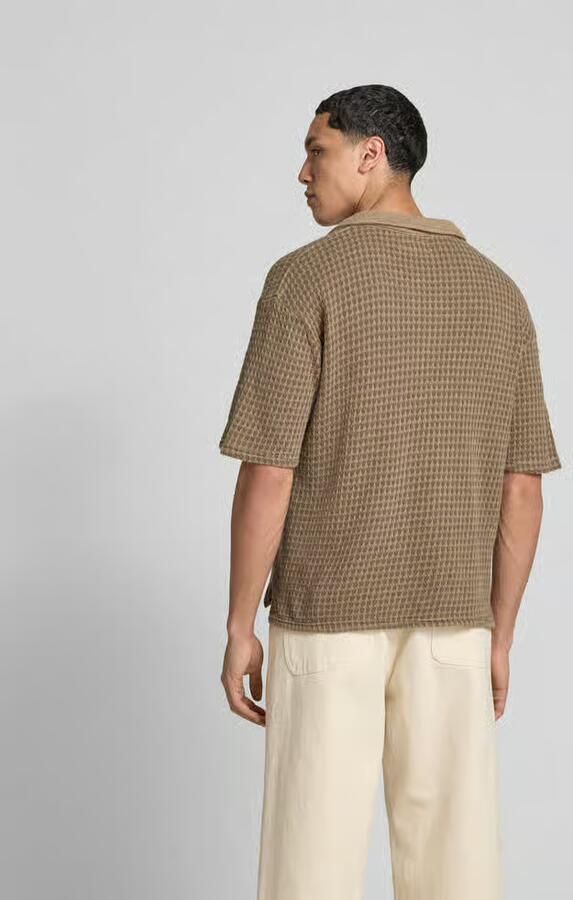 Officine Générale Poloshirt met V-hals