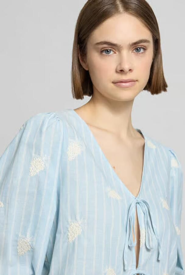 OH APRIL Blouse met vetersluiting model 'Ninon'