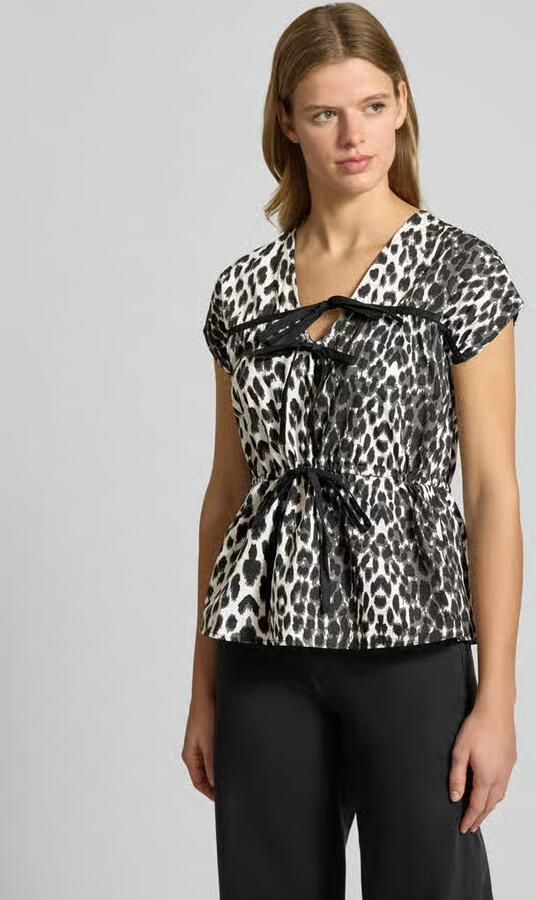 OH APRIL Blouseshirt met V-hals Model 'Freya' - Foto 3