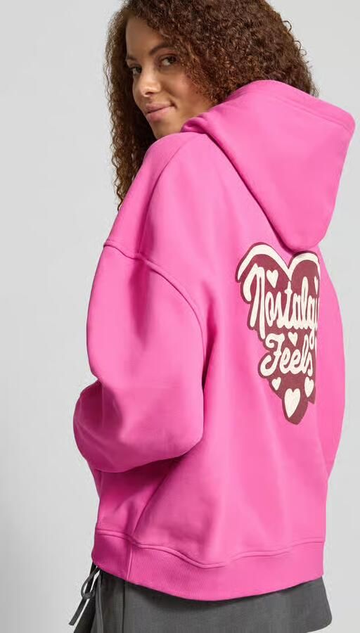 OH APRIL Hoodie met motiefprint aan de achterkant model 'Nostalgia Heart'