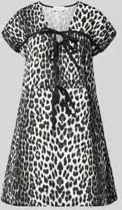 OH APRIL Mini-jurk met V-hals Model 'Liv'