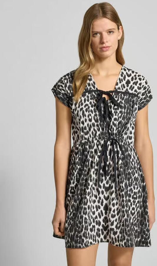 OH APRIL Mini-jurk met V-hals Model 'Liv' - Foto 2