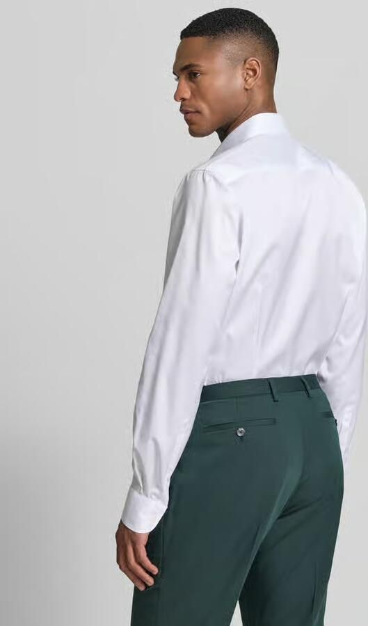 OLYMP Level 5 Slim fit zakelijk hemd in effen design met kentkraag