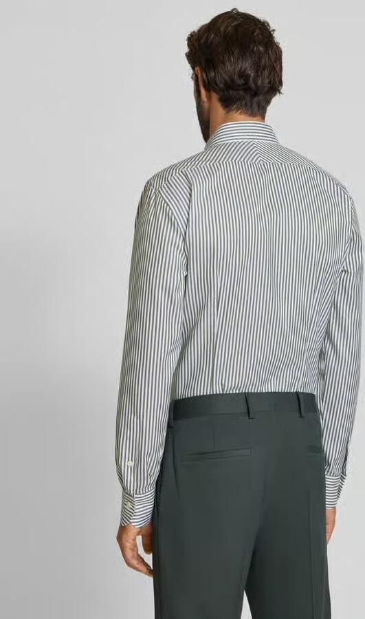OLYMP SIGNATURE SLIM FIT Slim fit vrijetijdsoverhemd met kentkraag model 'Namur'