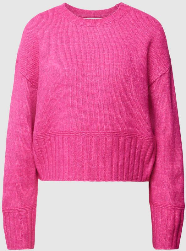Only Gebreide pullover met extra brede schouders model 'ALLIE'