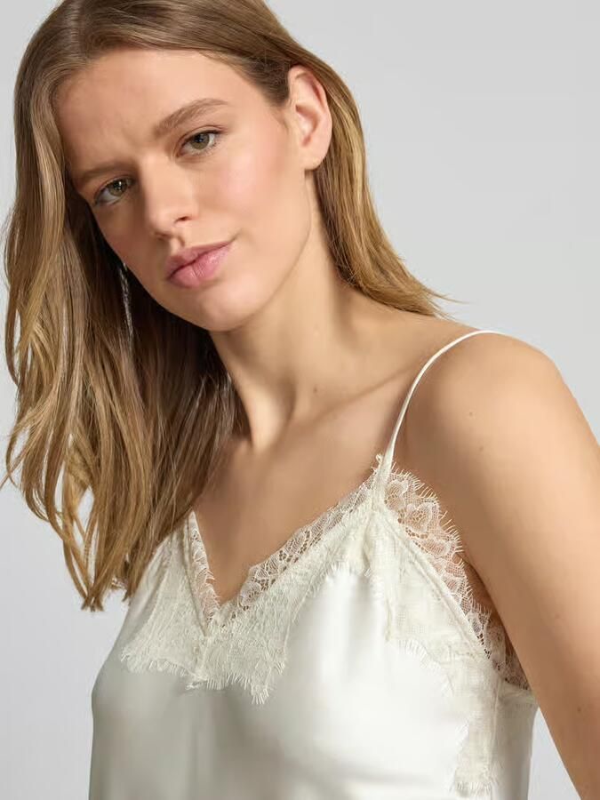 Only Getailleerde jurk van satijn met kant model 'BELLA'