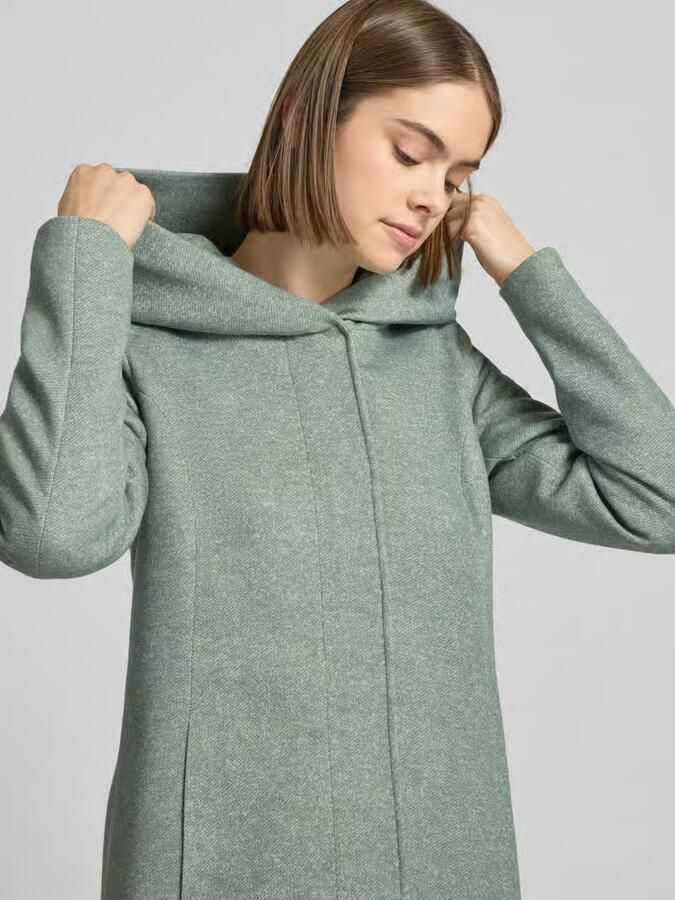 Only Getailleerde lange jas met capuchon model 'SEDONA'