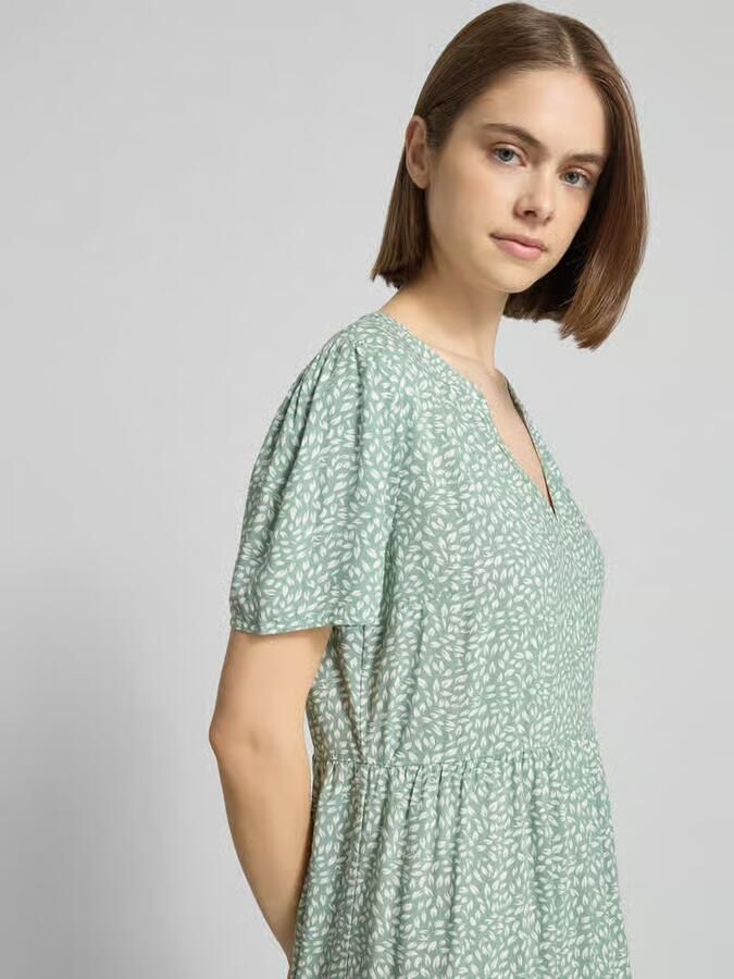 Only Zomerjurk ONLZALLY – Zomerjurk met V-hals en trapsgewijze volant - Foto 6