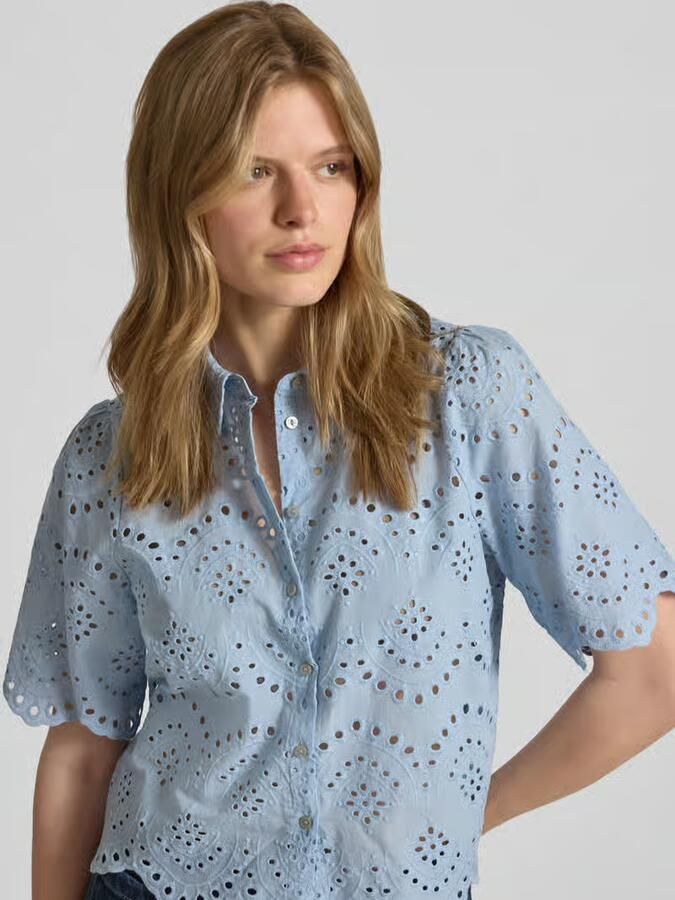 Only loose fit blouse met ajourwerk model 'VALAIS'