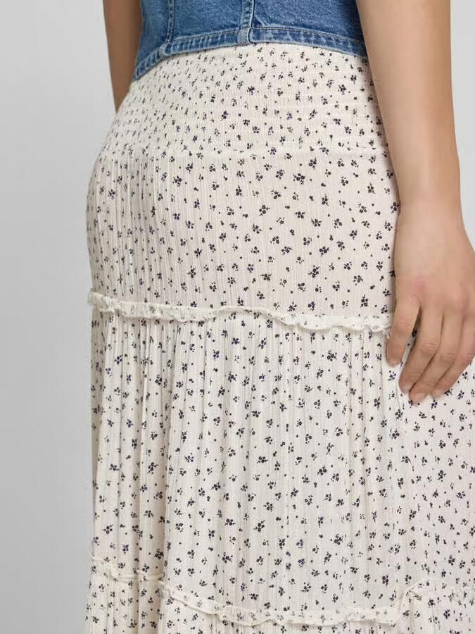 Only Maxirok van pure viscose model 'FERNANDA'