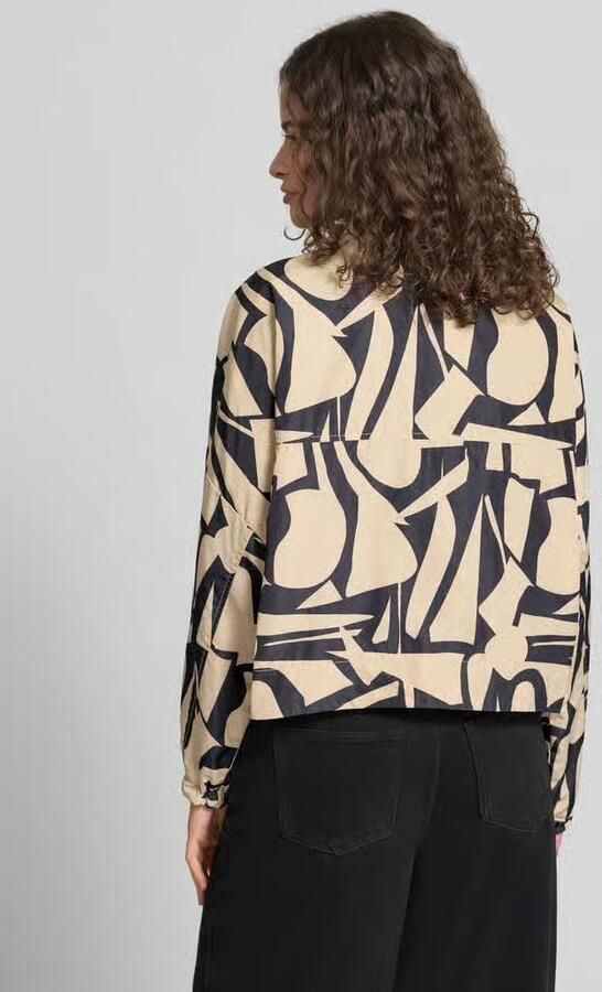 Only Oversized overhemdjack met all-over motief Model 'BETTY BATSLEEVE'