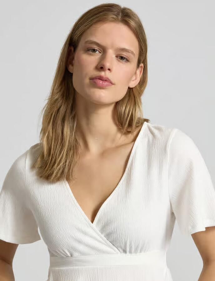 Only regular fit blouse in wikkellook model 'PELLY'