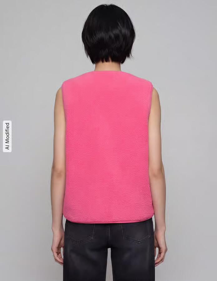 Only regular fit bodywarmer in teddystof model 'BABY'