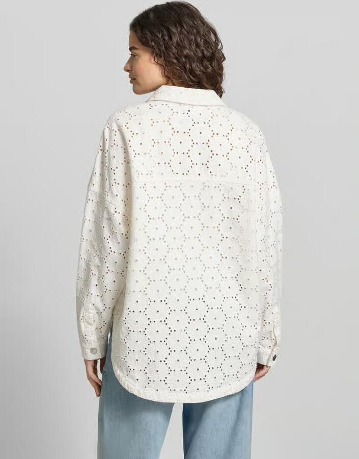 Only regular fit overhemdblouse met ajourwerk model 'JANINE-FLO' - Foto 2