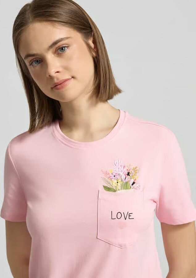 Only regular fit T-shirt van 100% biologisch katoen model 'POLLY'