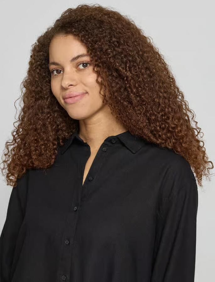 Only relaxed fit linnen blouse met overhemdkraag model 'GOA'