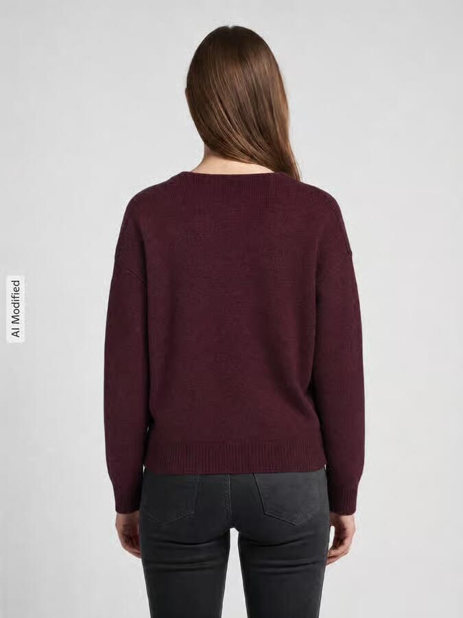Only relaxed fit pullover met v-hals