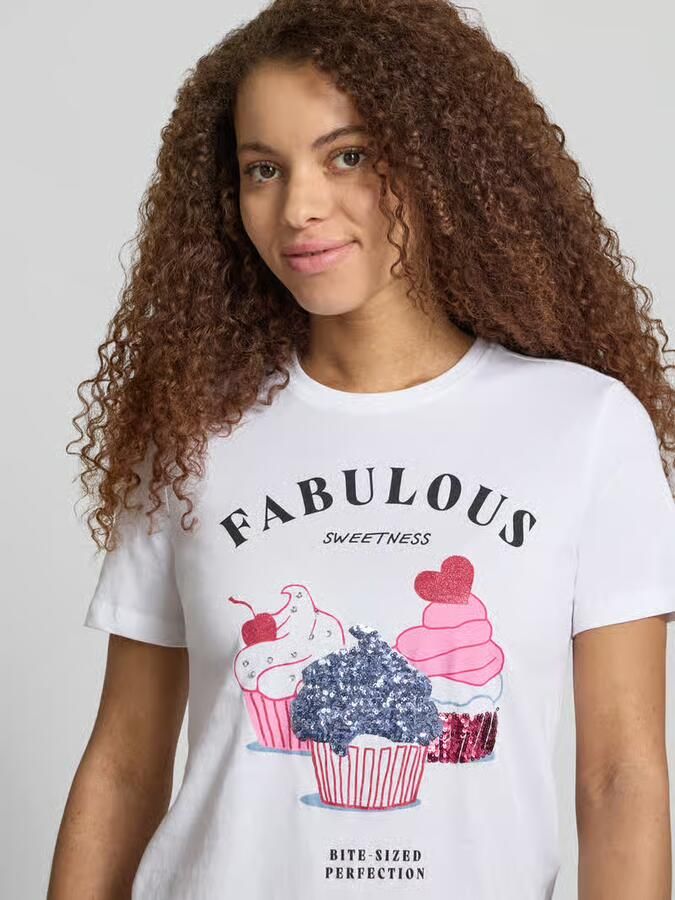 Only shaped fit T-shirt van puur katoen model 'KITA'