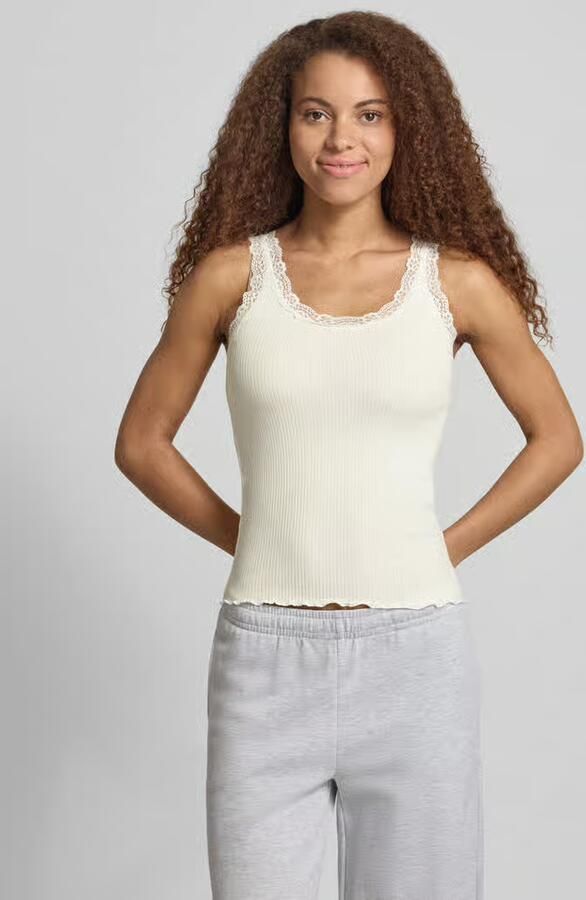 Only Tanktop ONLSARA – Tanktop met kantdetail bij de halslijn regular fit modisch jersey ribstof ronde hals - Foto 12