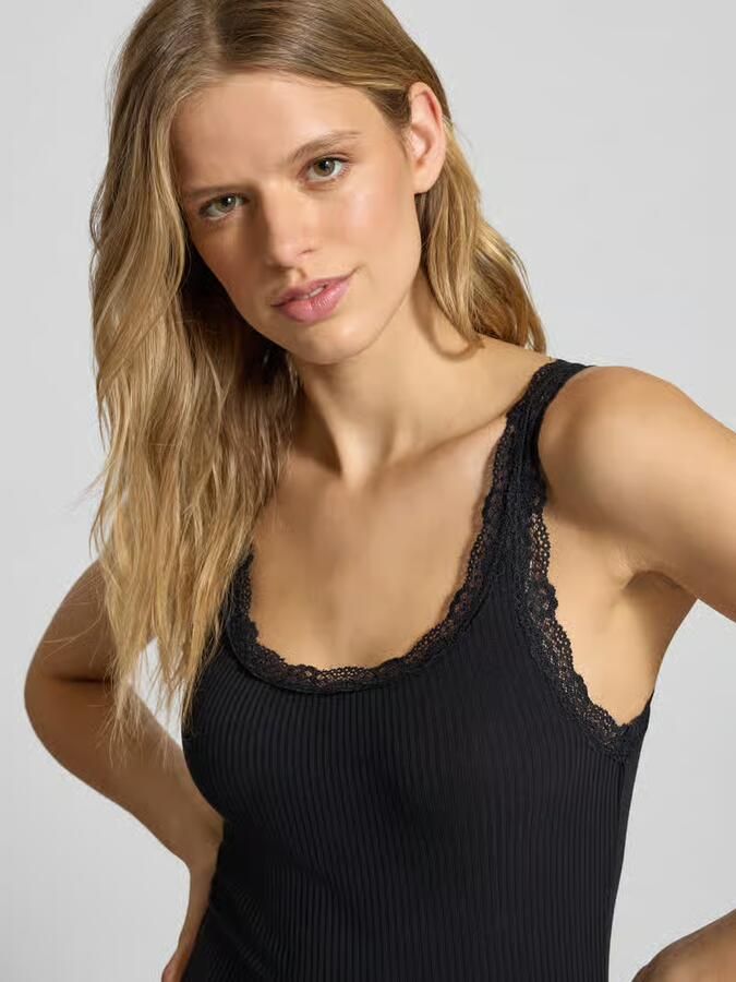 Only Tanktop ONLSARA – Tanktop met kantdetail bij de halslijn regular fit modisch jersey ribstof ronde hals - Foto 2