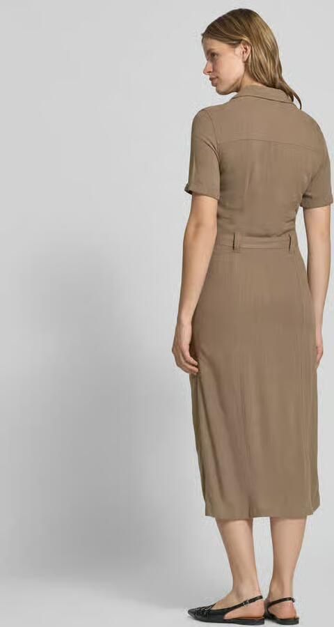 Only Smalle vrijetijdsjurk van mix van viscose en linnen model 'SIESTA'