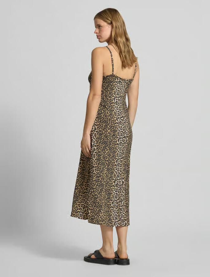 Only Uitlopend vrijetijdsjurk van pure viscose model 'BRENNA'