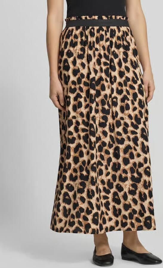 Only Uitlopende maxirok van pure viscose model 'VENEDIG'