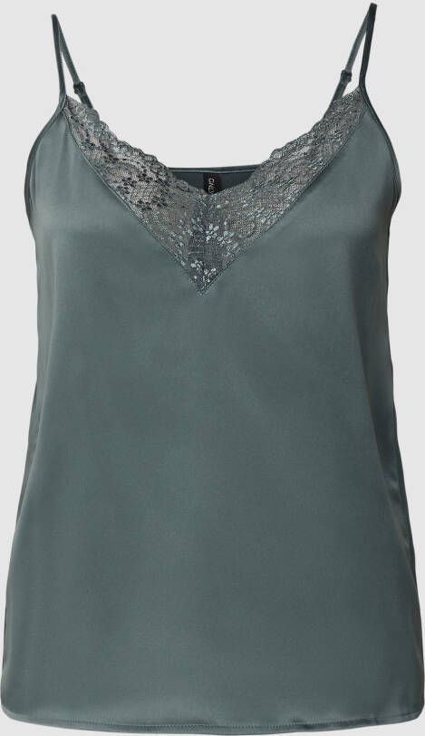 Only Top met bandjes en kant model 'VICTORIA'