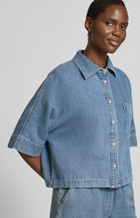 Opus relaxed fit jeansblouse met borstzak model 'Fyndra'