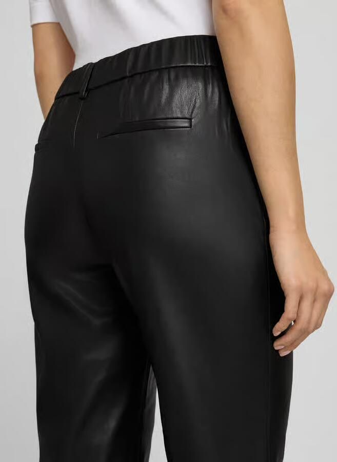 OPUS PANTS Loose fit broek in lederlook model 'Luane'