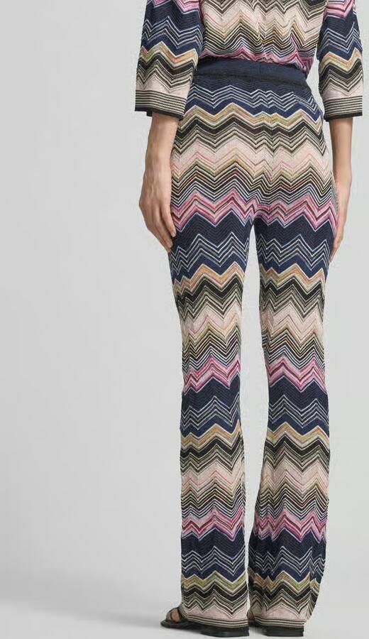 Oui Flared BROEK van Viscosemix in All-over look - Foto 3