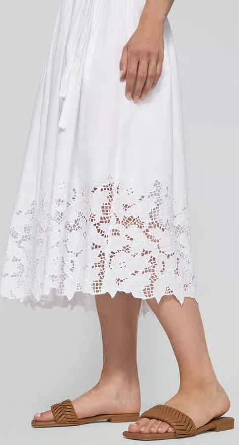Oui Midirok met ajourwerk met bloemenmotief