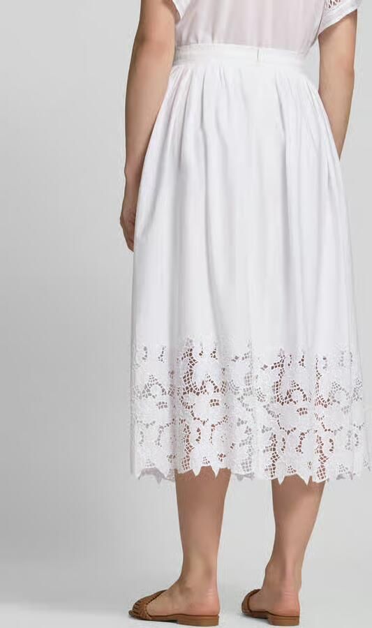 Oui Midirok met ajourwerk met bloemenmotief