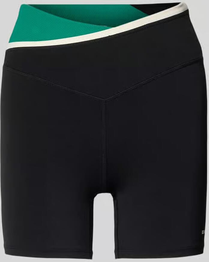 P.E Nation slim fit short met logodetail model 'Status' - Foto 2
