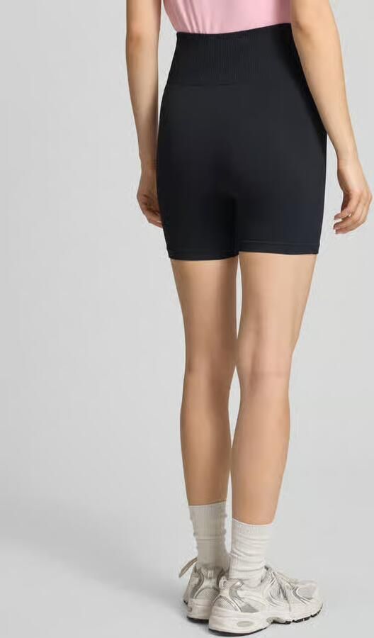 P.E Nation slim fit short met logoprint model 'Restore' - Foto 3