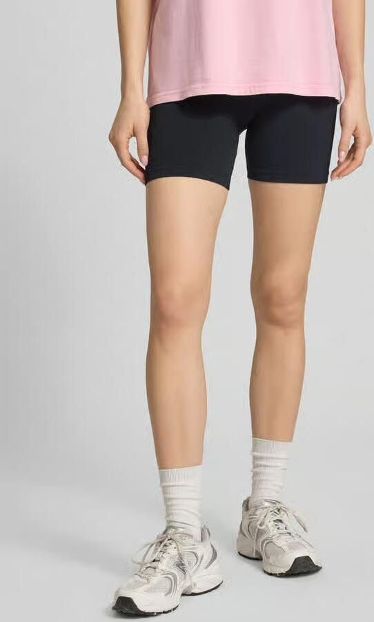 P.E Nation slim fit short met logoprint model 'Restore' - Foto 2