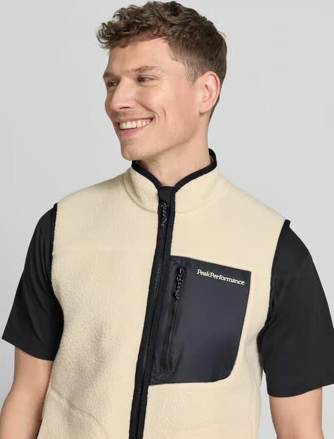 Peak Performance Bodywarmer met borstzak model 'NatureRush'