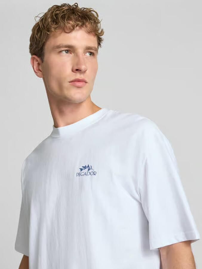 PEGADOR oversized t-shirt met print op de achterkant - Foto 2