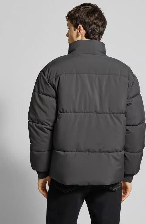 Pegador Regular fit gewatteerd jack met logostitching model 'Solin'
