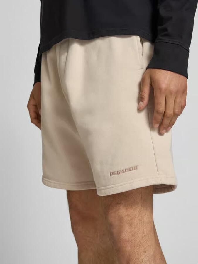 PEGADOR regular fit sweatshorts met gestikt logo