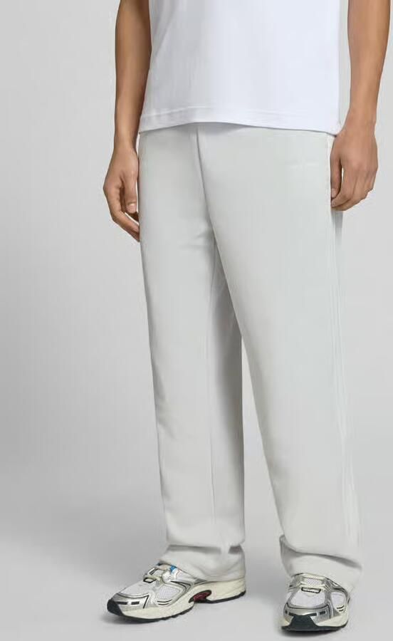 PEGADOR Korte broek in riblook met labelstitching model 'SIGNAR' - Foto 4