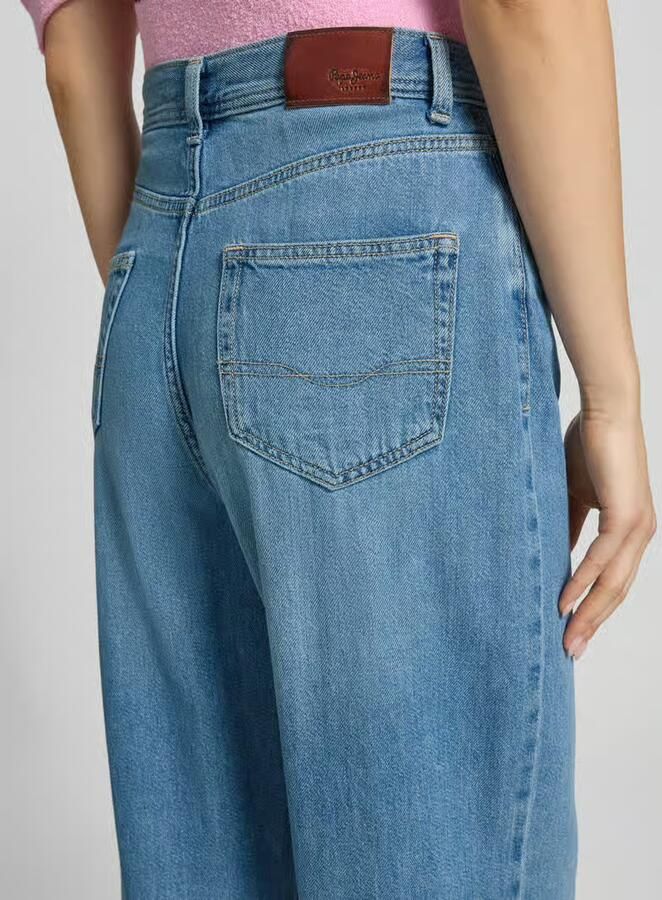 Pepe Jeans tapered fit jeans van katoenmix model 'ADDISON'